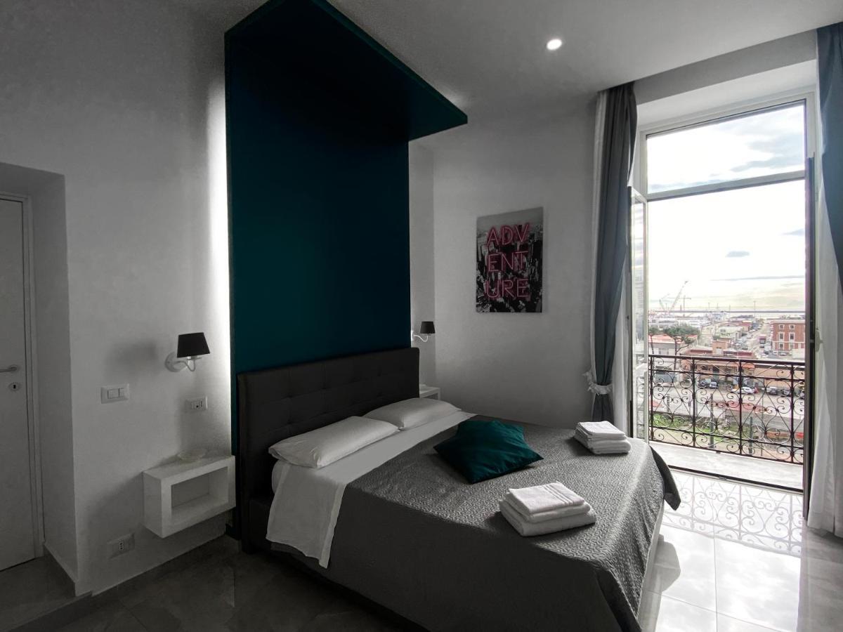 Aurora Luxury Rooms เนเปิลส์ ภายนอก รูปภาพ
